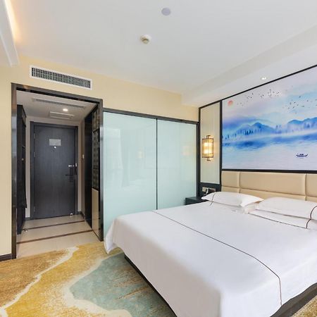 Yiwu Luckbear Hotel Eksteriør bilde