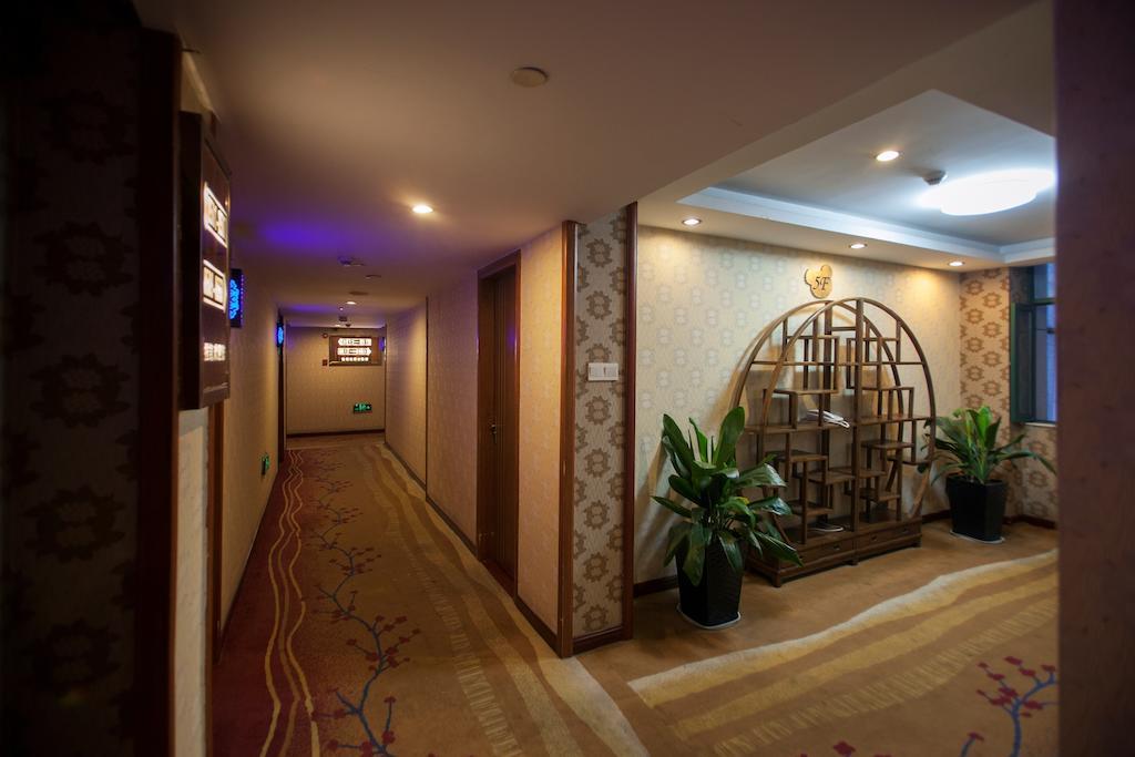 Yiwu Luckbear Hotel Eksteriør bilde