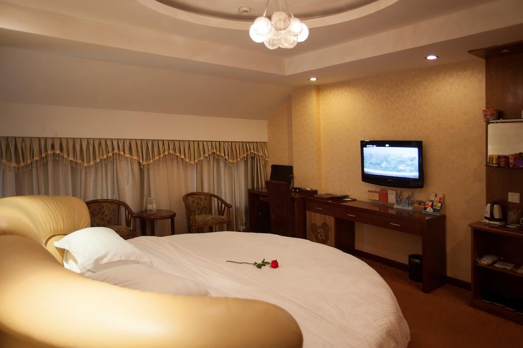 Yiwu Luckbear Hotel Eksteriør bilde