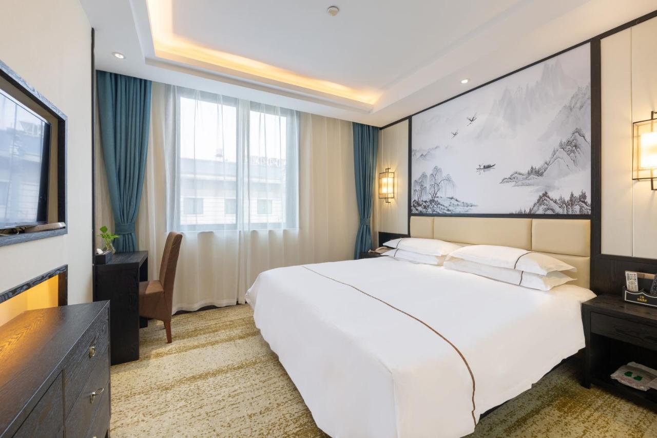 Yiwu Luckbear Hotel Eksteriør bilde