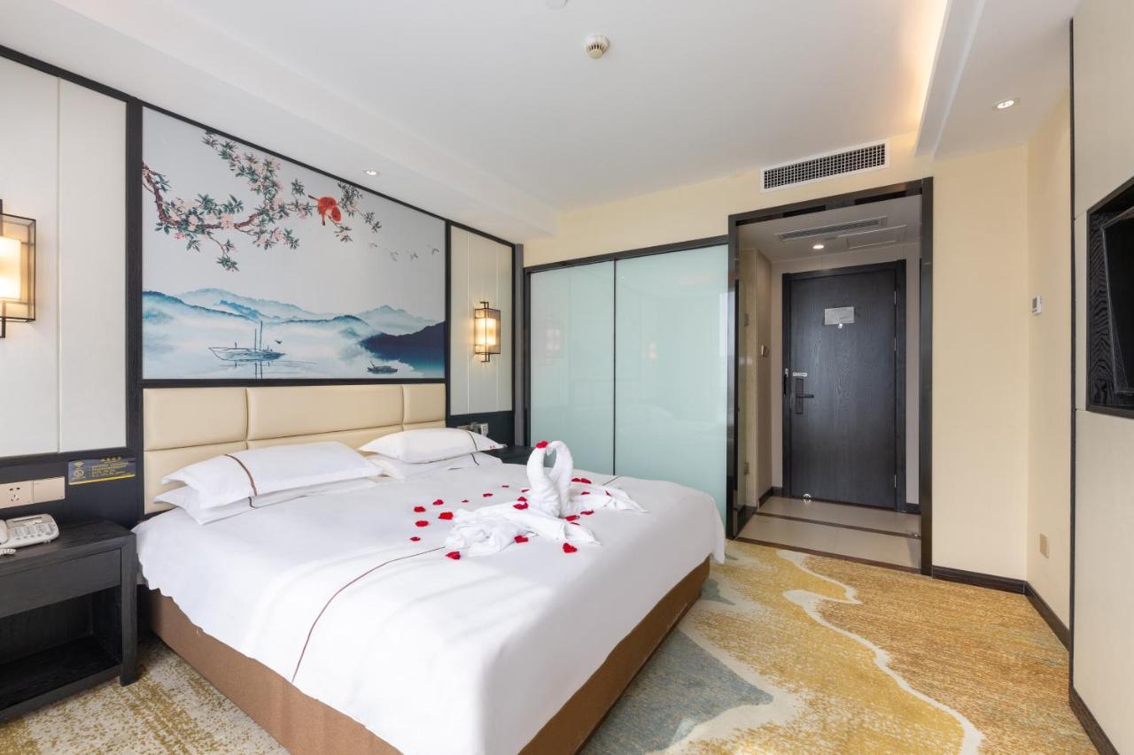 Yiwu Luckbear Hotel Eksteriør bilde