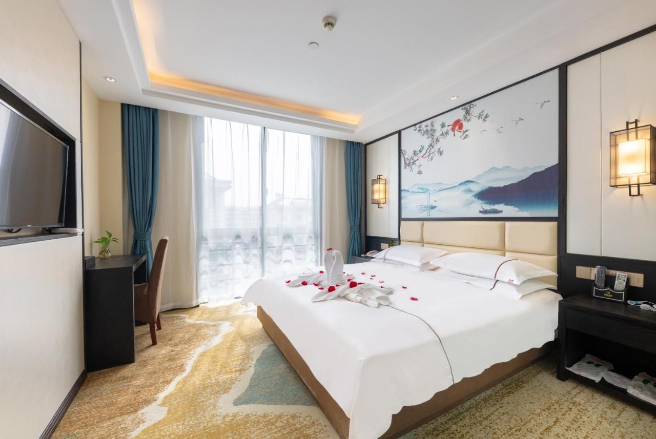 Yiwu Luckbear Hotel Eksteriør bilde